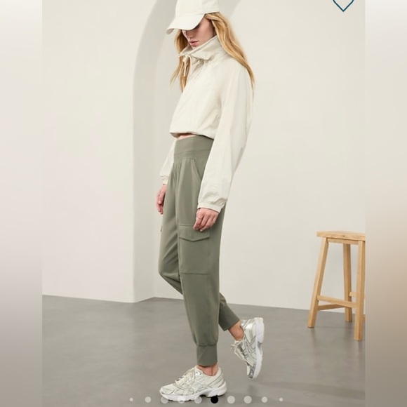 Athleta Pants - Athleta | NWT Venice High Rise Cargo Jogger XS